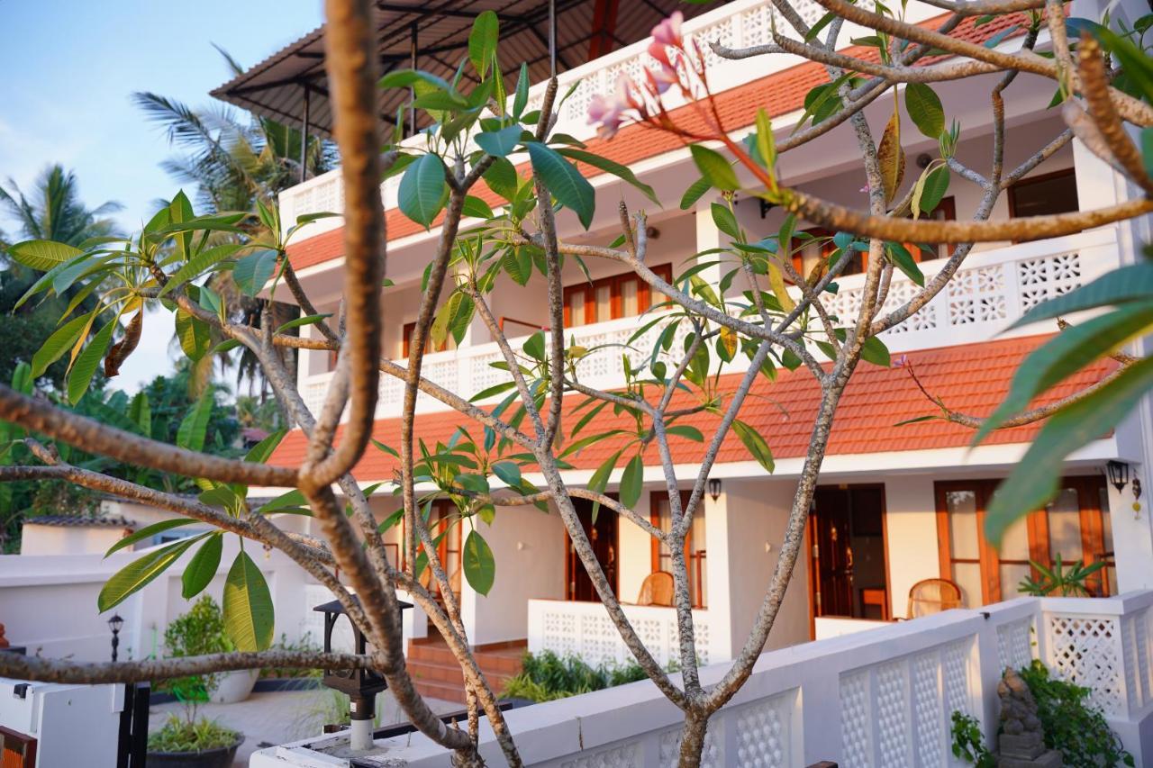 Buddha Beach Hotel Kovalam Exterior foto