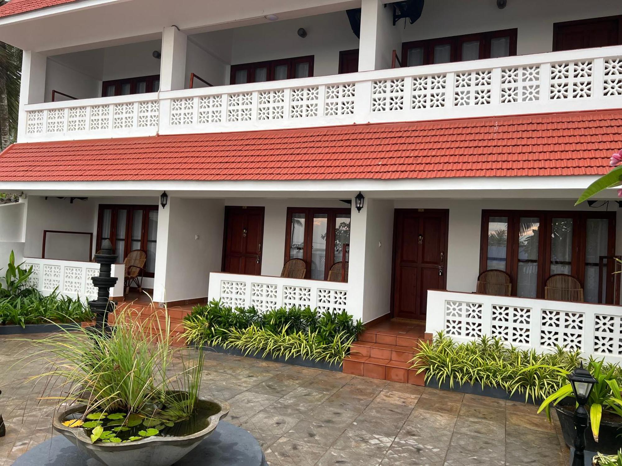 Buddha Beach Hotel Kovalam Exterior foto