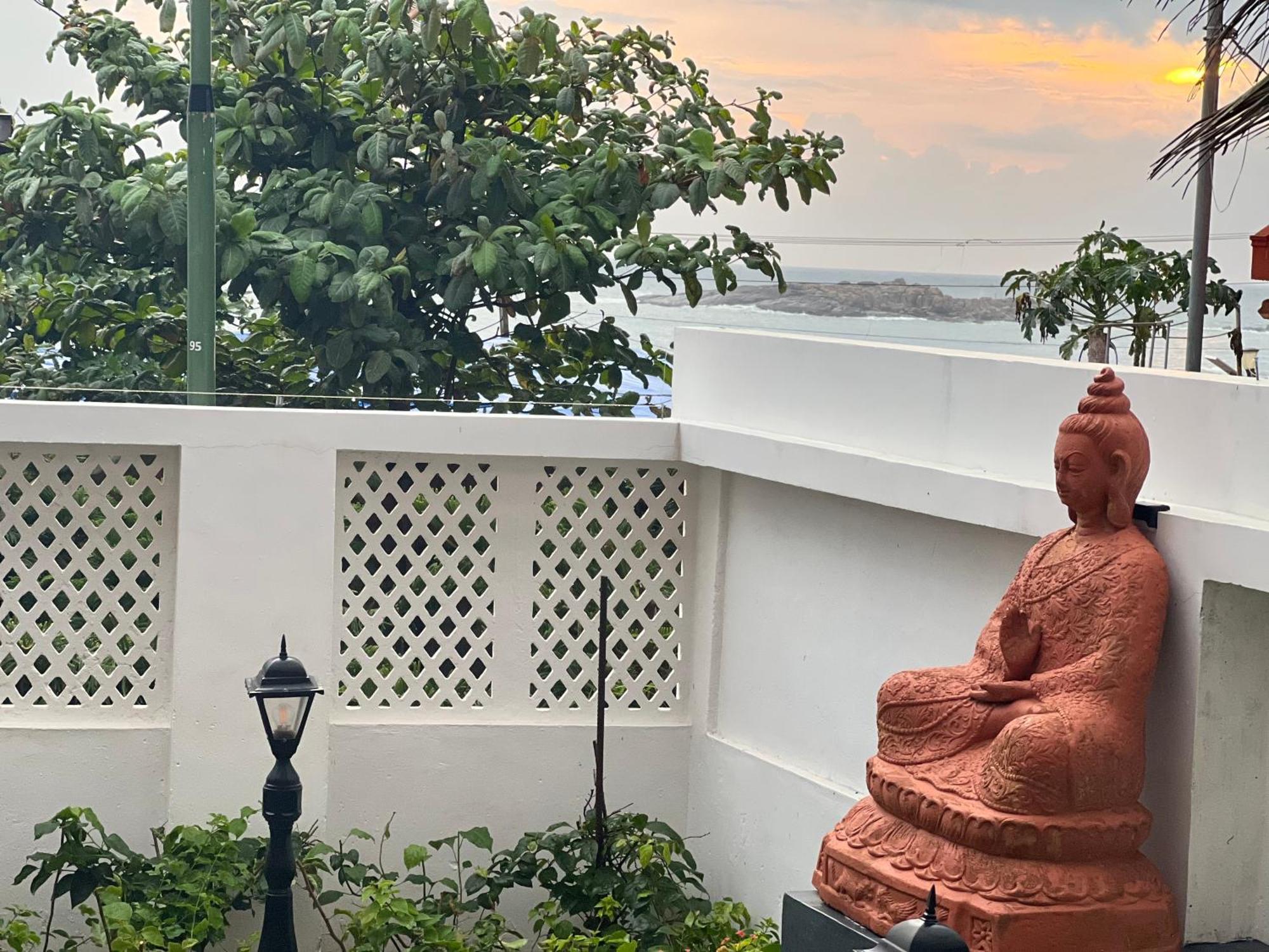 Buddha Beach Hotel Kovalam Exterior foto